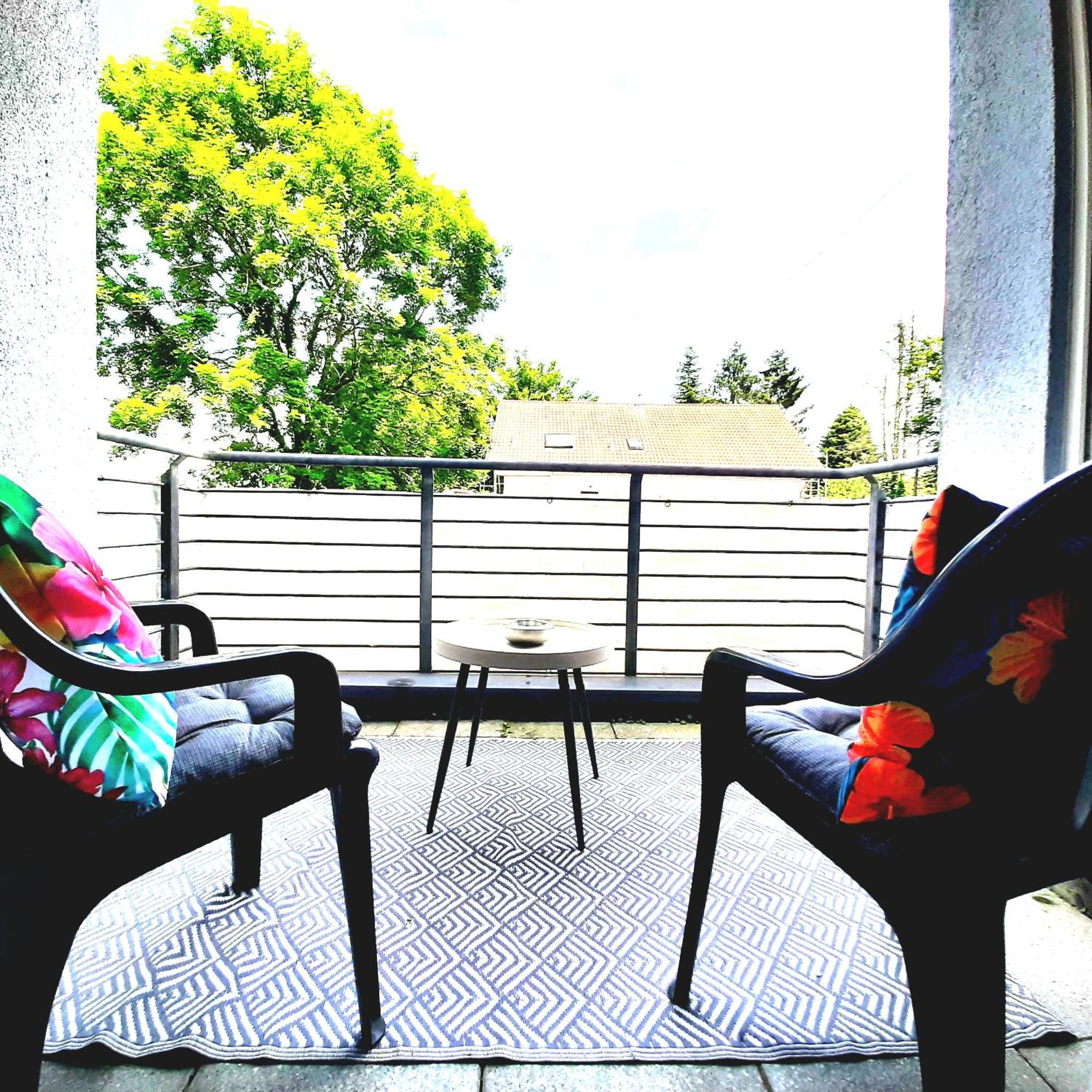 Comfort - Self-check-in - 2 Schlafzimmer - Bis 5 Pers - Zentrumnah - Parkplatz - Wifi - Balkon Apartment Neunkirchen (Saarland)